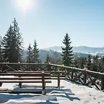 Hotel Gorgany & Yablunytsya