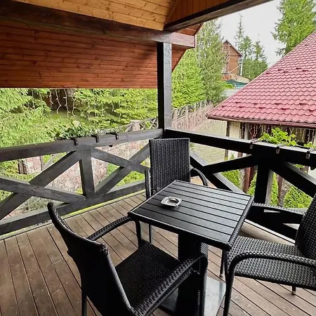 Gorgany & Hotel Yablunytsya